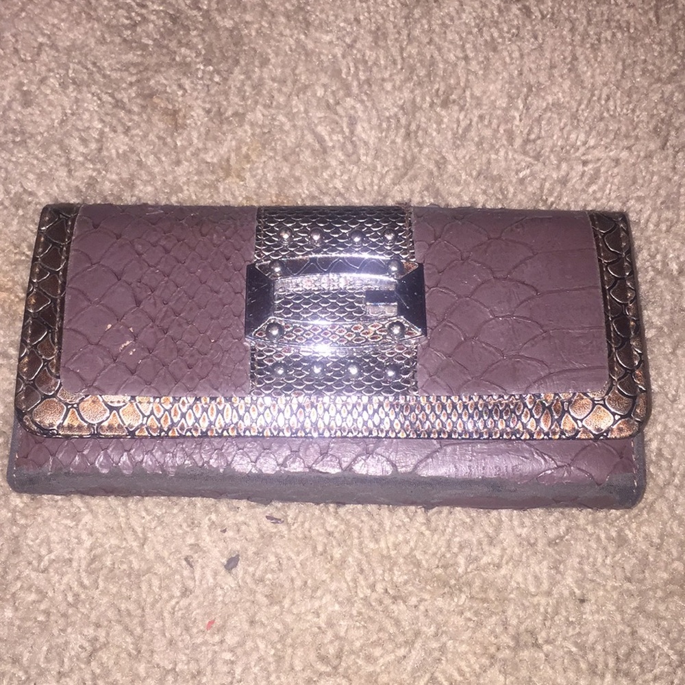 Guess Wallet
